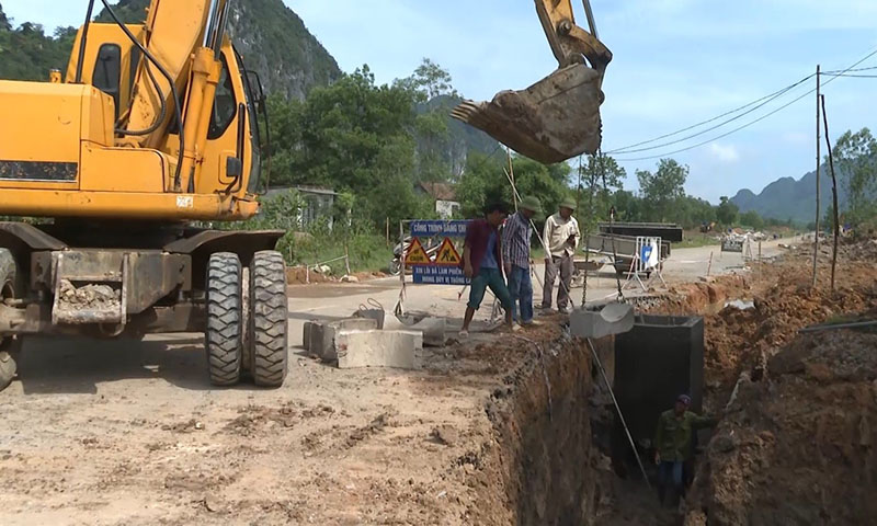 Minh Hóa: Dồn lực cho các xã phấn đấu đạt chuẩn nông thôn mới