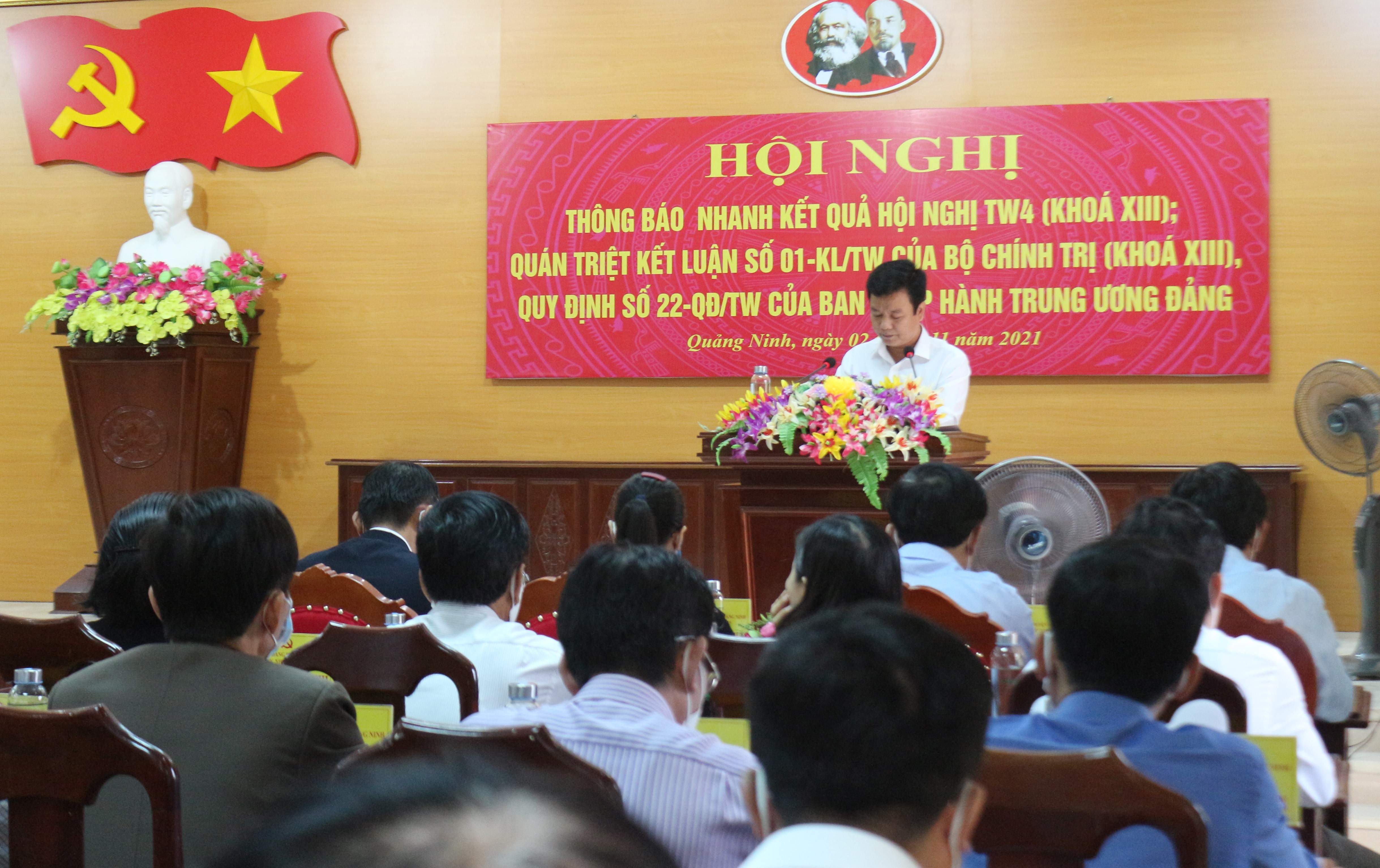 Huyện ủy Quảng Ninh: Thông báo nhanh kết quả Hội nghị Trung ương 4 khóa XIII