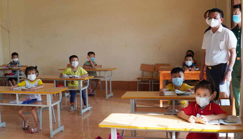CDC Quảng Bình kiểm tra công tác phòng, chống dịch Covid-19 tại huyện Tuyên Hóa