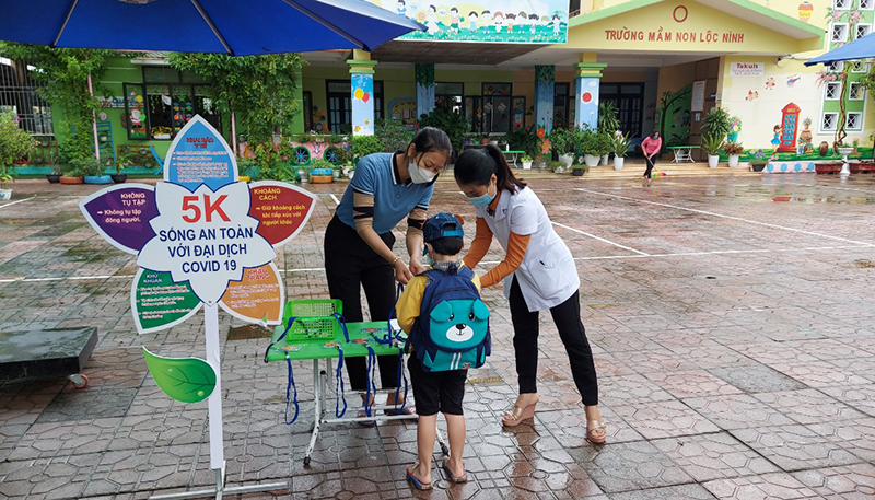 Xây dựng môi trường học tập an toàn, thân thiện