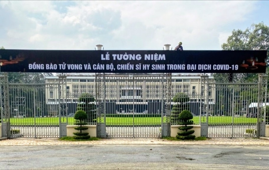 Dừng các hoạt động vui chơi, giải trí để tưởng niệm người mất vì COVID-19