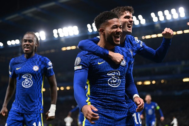 Kết quả Champions League: M.U và Chelsea giành vé vào vòng 1/8