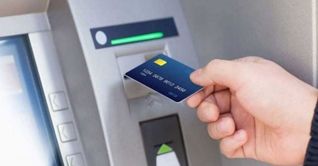 Sau ngày 31-12, thẻ từ vẫn giao dịch bình thường trên ATM, POS