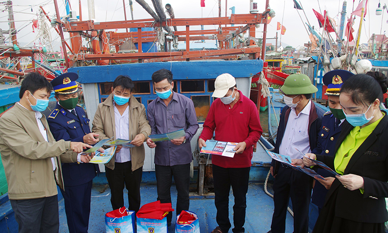 Đẩy mạnh tuyên truyền chống khai thác IUU