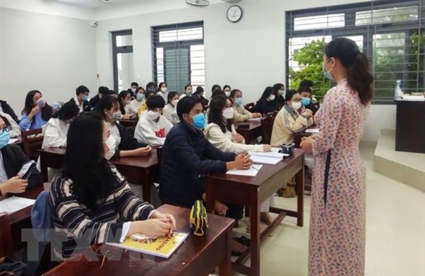 Đề nghị cân nhắc tổ chức lớp bồi dưỡng chứng chỉ chức danh giáo viên