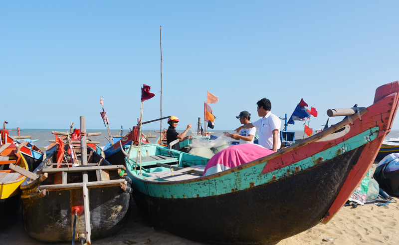 Bố Trạch: Sản lượng đánh bắt thủy sản giảm do dịch Covid-19