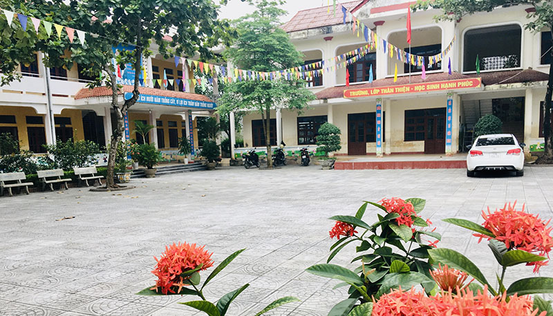 Xây dựng Đảng gắn với sự nghiệp "trồng người"
