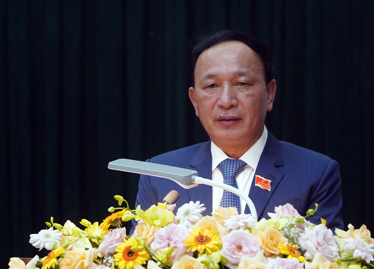 Tập trung trí tuệ, thảo luận dân chủ, đóng góp vào thành công của kỳ họp