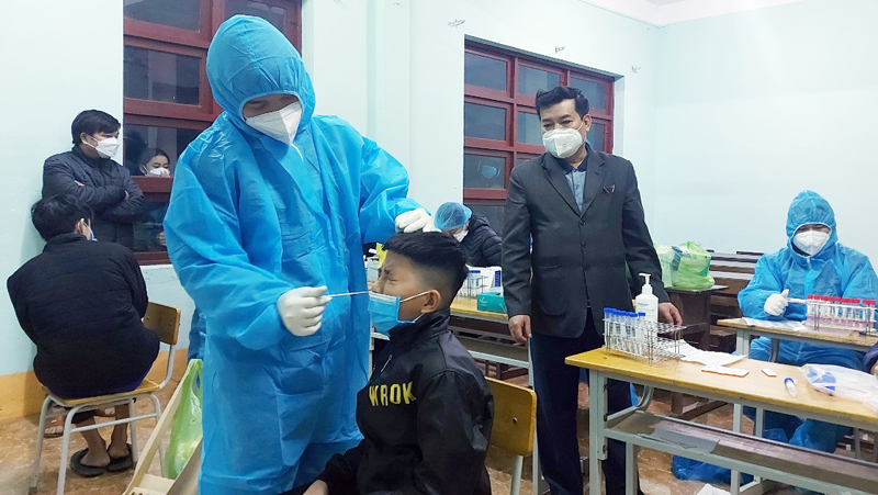 Tuyên Hóa: 6 người trong gia đình nhiễm Covid-19 không rõ nguồn lây