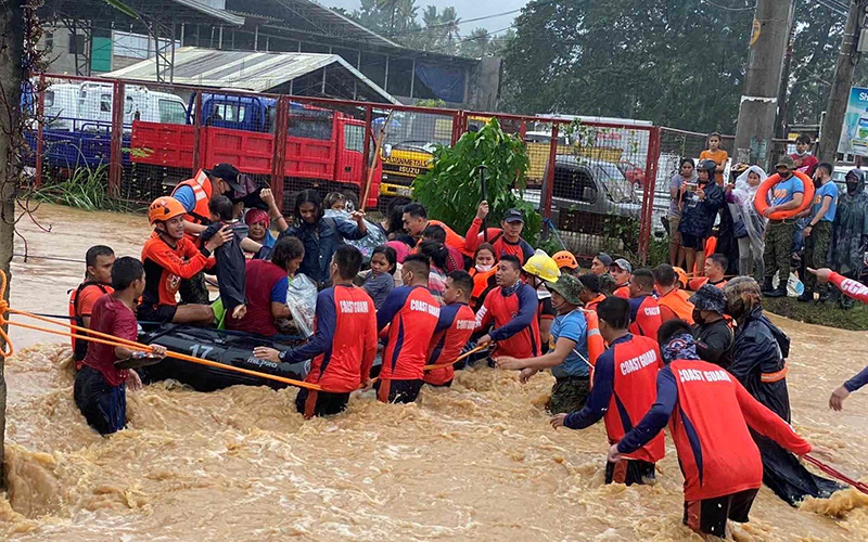 Philippines khẩn trương cứu hộ nạn nhân của siêu bão Rai