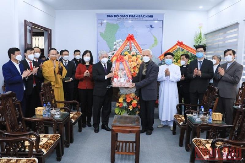 Chủ tịch Ủy ban Trung ương Mặt trận Tổ quốc Việt Nam gửi thư Chúc mừng Giáng sinh năm 2021