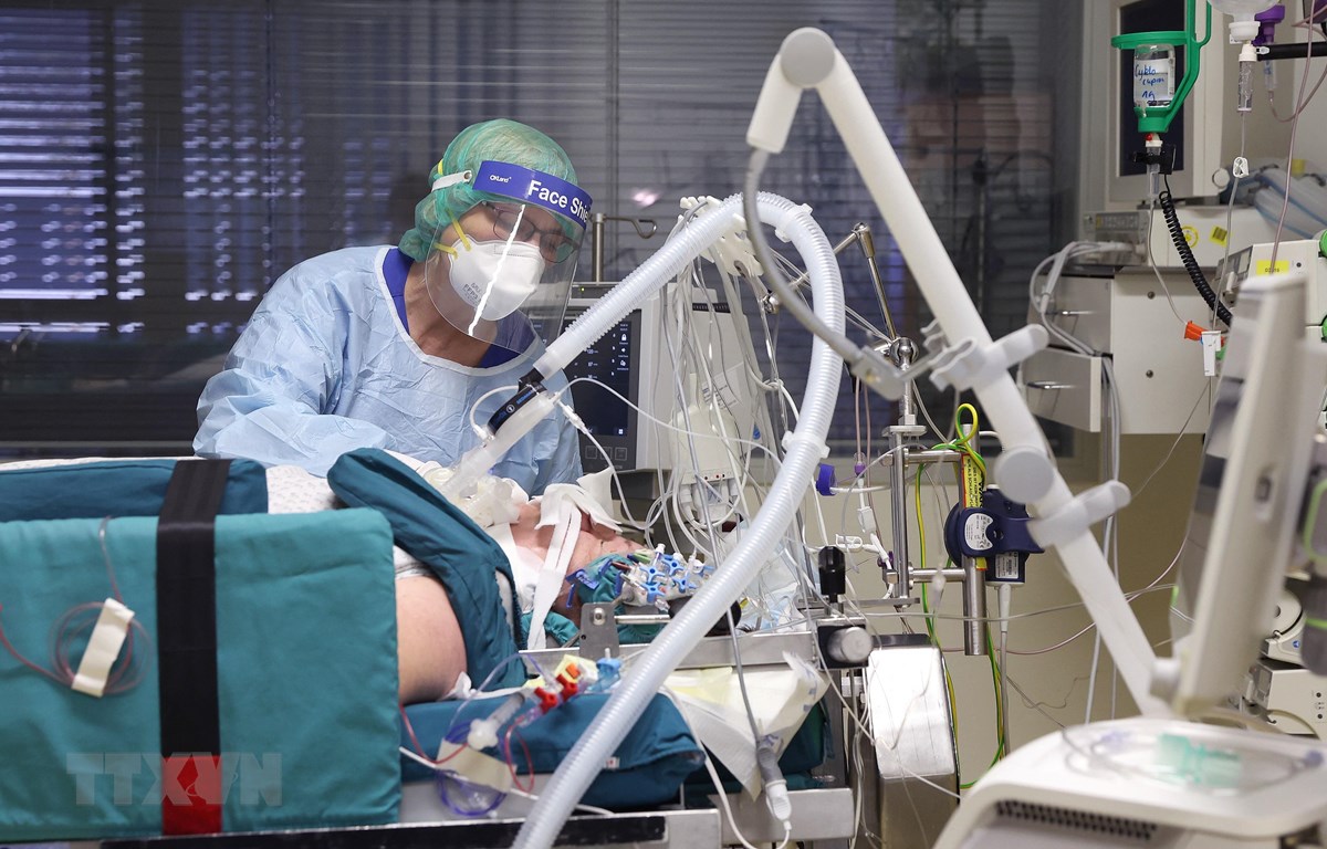 Tình hình COVID-19 sáng 24-12: Thế giới có hơn 278,4 triệu ca mắc