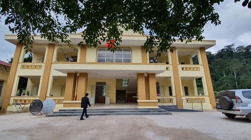 Nghiệm thu, đưa vào sử dụng 2 trạm y tế xã Tân Trạch và Thượng Trạch