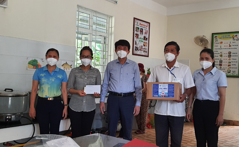 Một năm nỗ lực vượt khó