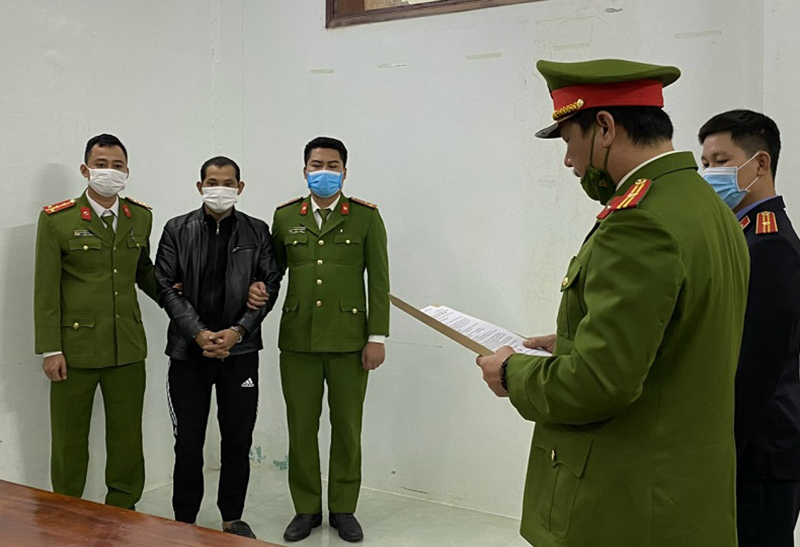 Bị khởi tố vì tội làm nhục người khác trên mạng xã hội