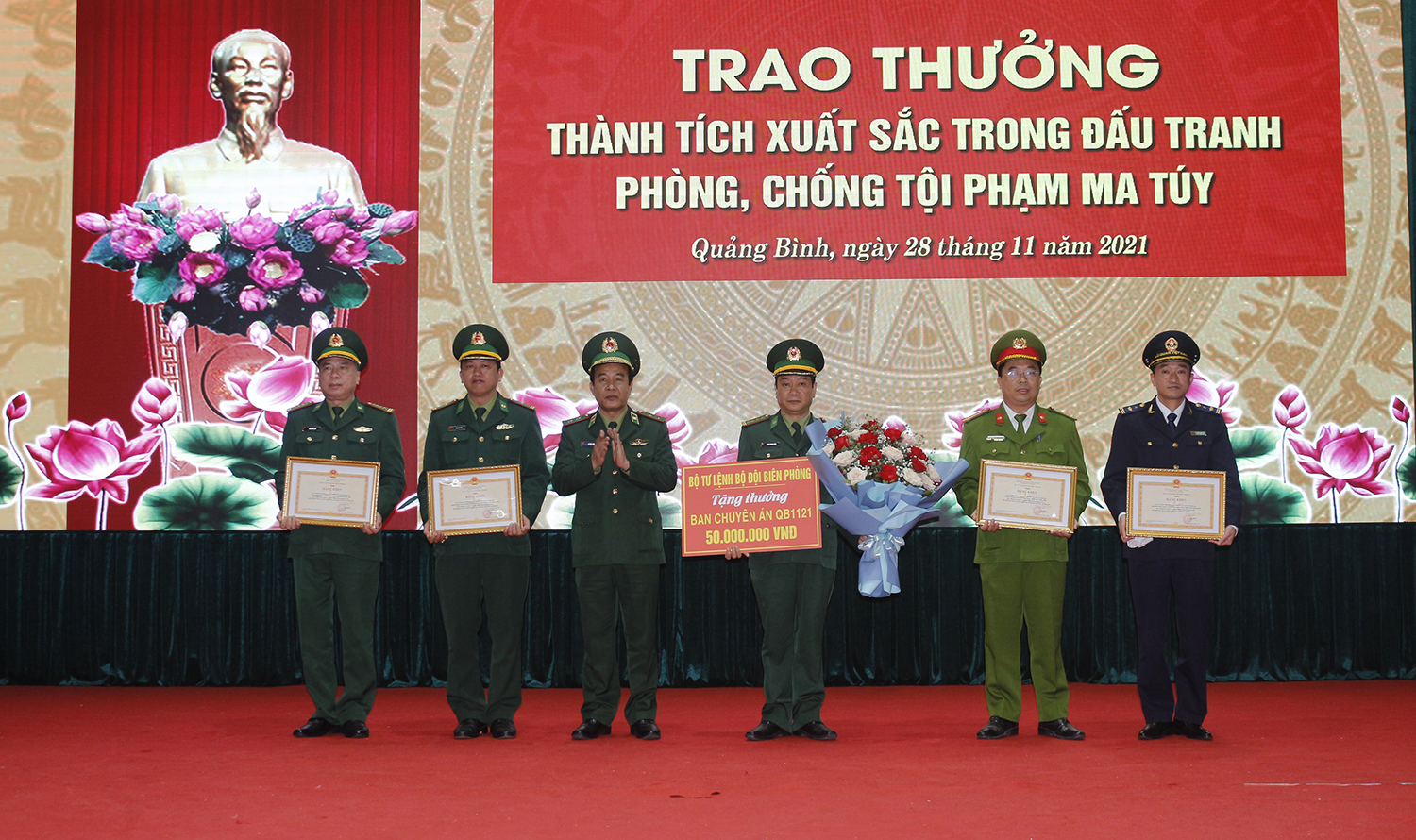 "Lá chắn thép" nơi biên cương