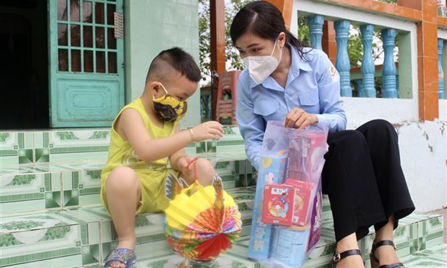 Tăng cường bảo vệ, chăm sóc trẻ em bị ảnh hưởng bởi dịch COVID-19