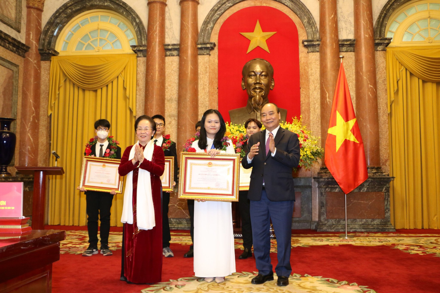 Cô gái "vàng" trên quê hương Đại tướng