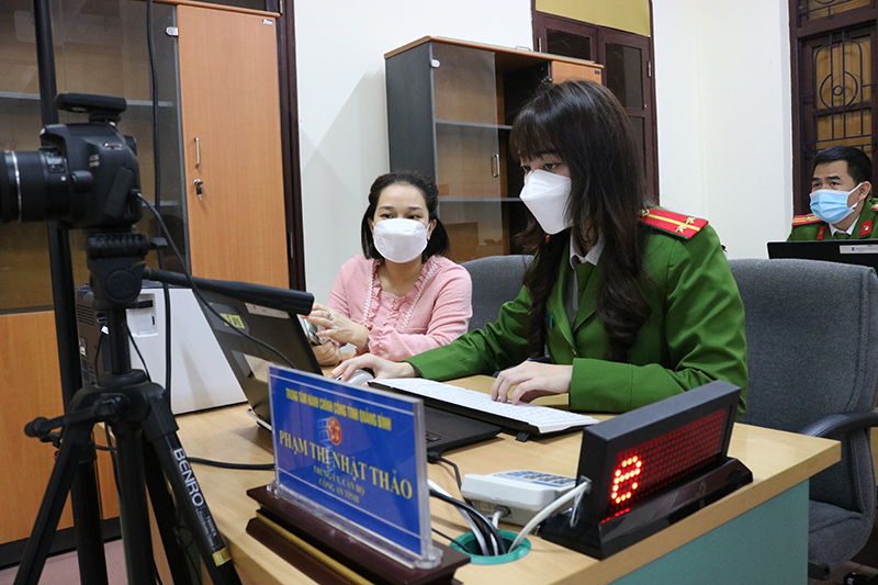 Công an tỉnh giải quyết 31 thủ tục hành chính tại Trung tâm hành chính công