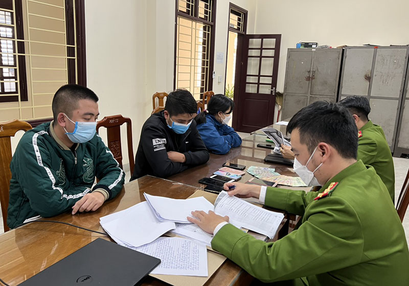 Phá đường dây đánh bạc bằng hình thức số lô, số đề lớn nhất từ trước tới nay