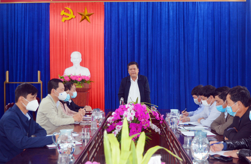 Đồng chí Bí thư Thành ủy Đồng Hới làm việc với các địa phương trên địa bàn