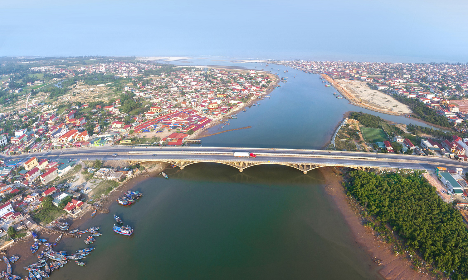 Một ngày với sông Loan