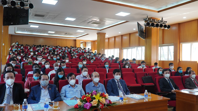Tăng cường các giải pháp đồng bộ nâng cao chất lượng phục vụ "An toàn người bệnh là trên hết"