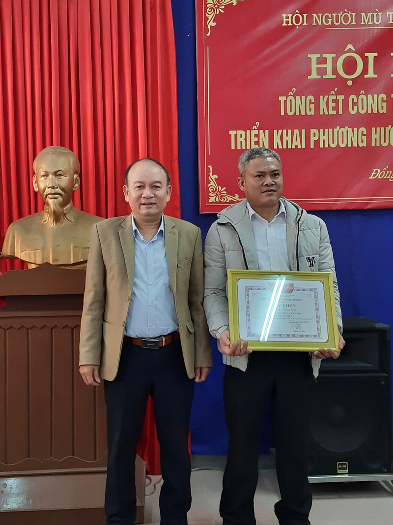 Trao giải cuộc thi viết về việc thực hiện lời dạy của Bác "Tàn nhưng không phế"