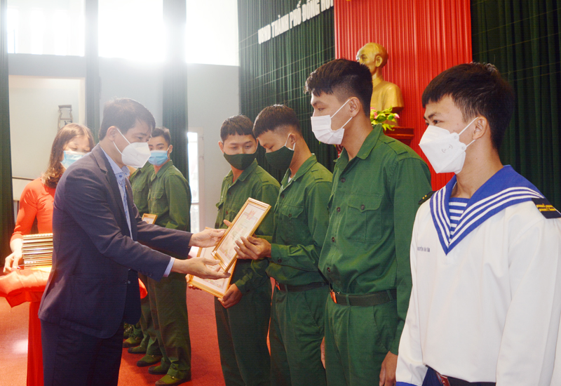 TP. Đồng Hới: Đón quân nhân hoàn thành nghĩa vụ quân sự trở về địa phương