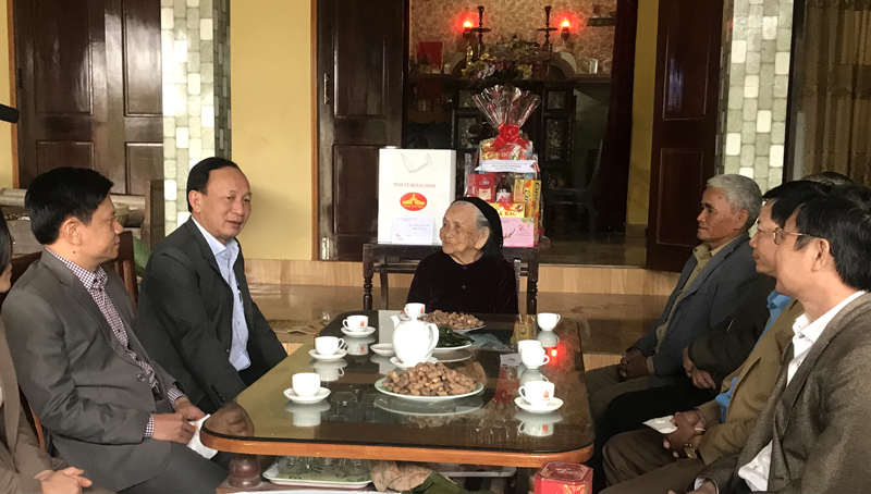 Quy định đối tuợng và mức thăm, tặng quà Tết Nguyên đán Nhâm Dần 2022 trên địa bàn tỉnh
