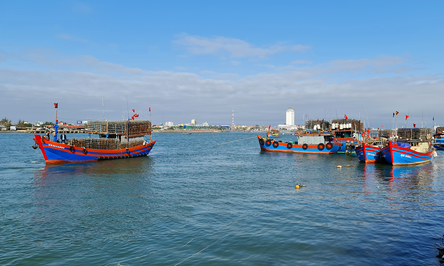Ngư dân "mở biển" đầu năm