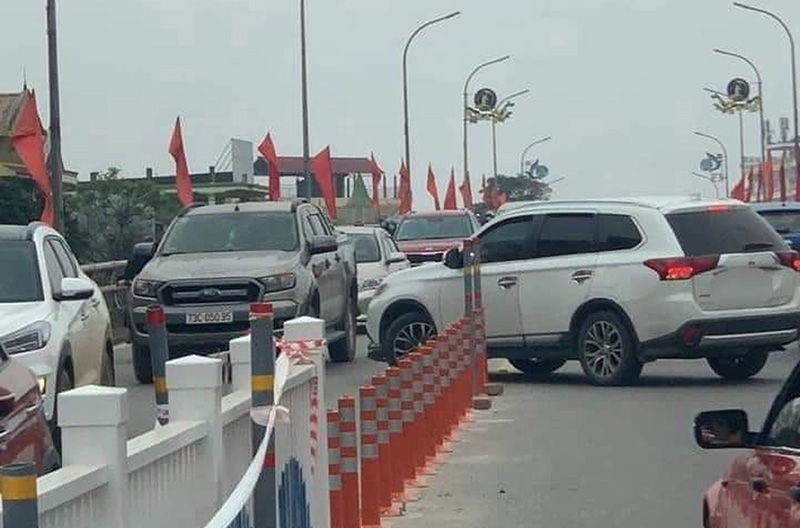 Xây dựng văn hóa giao thông an toàn gắn với kiểm soát hiệu quả dịch Covid-19