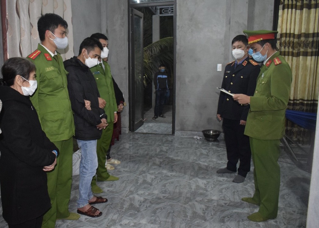 Bắt đối tượng gây ra 16 vụ trộm cắp đồ thờ cúng tại các nhà thờ họ