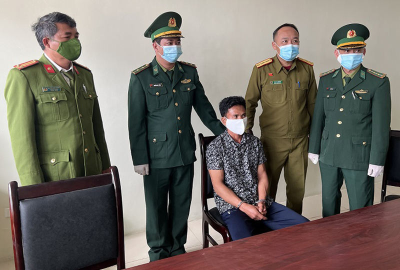 Bắt đối tượng truy nã đặc biệt nguy hiểm sau 19 năm lẩn trốn