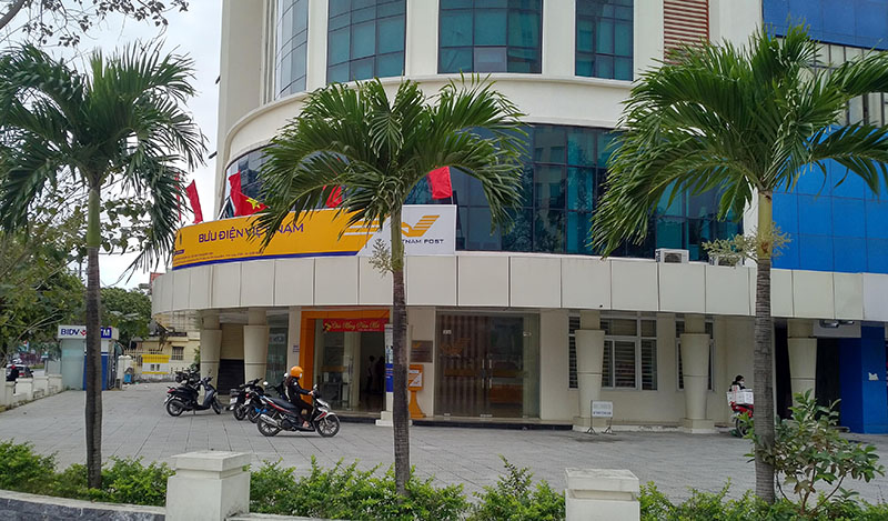 Dịch vụ trả thẻ căn cước công dân qua hệ thống bưu điện: Vì sao người dân phàn nàn?