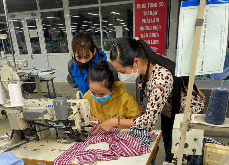 Đẩy mạnh thực hiện dịch vụ công trực tuyến