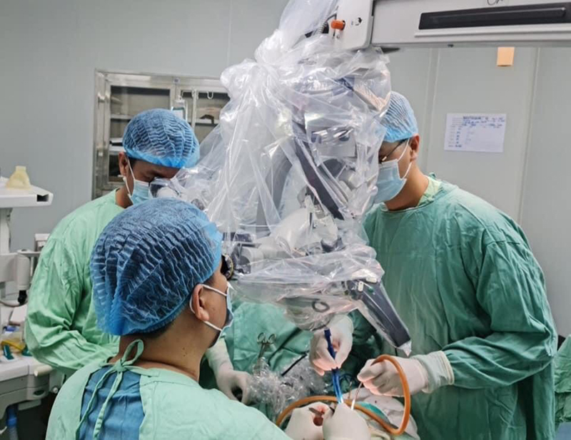 Cắt bỏ thành công u não có kích thước lớn cho bệnh nhân