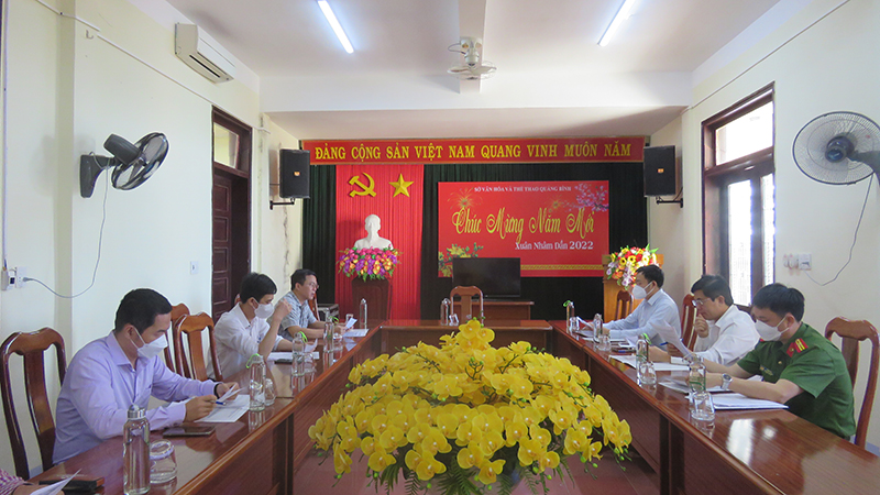 Đoàn đua xe đạp toàn quốc tranh Cúp Truyền hình TP. Hồ Chí Minh đi qua Quảng Bình ngày 14/4