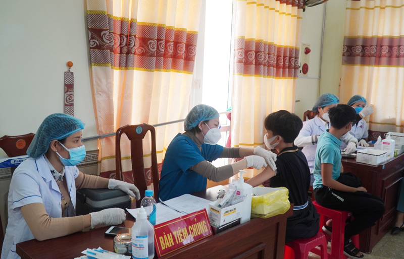 F0 khỏi bệnh bao lâu thì tiêm vắc-xin phòng Covid-19?