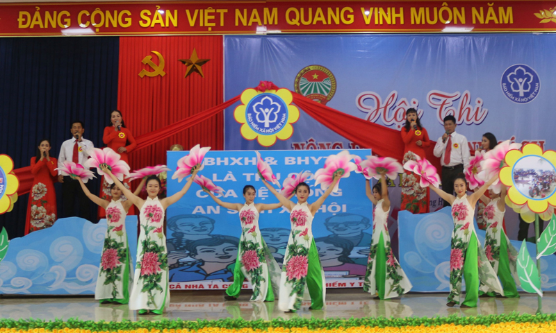 Đẩy mạnh chăm lo an sinh cho người nông dân