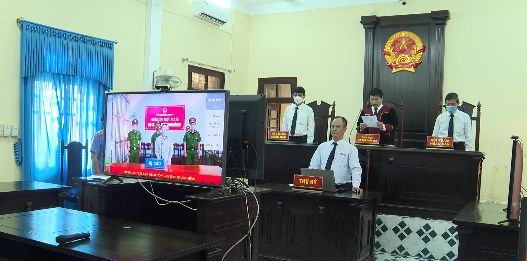 Lệ Thủy: Xét xử trực tuyến vụ án tàng trữ trái phép chất ma túy và vận chuyển pháo nổ