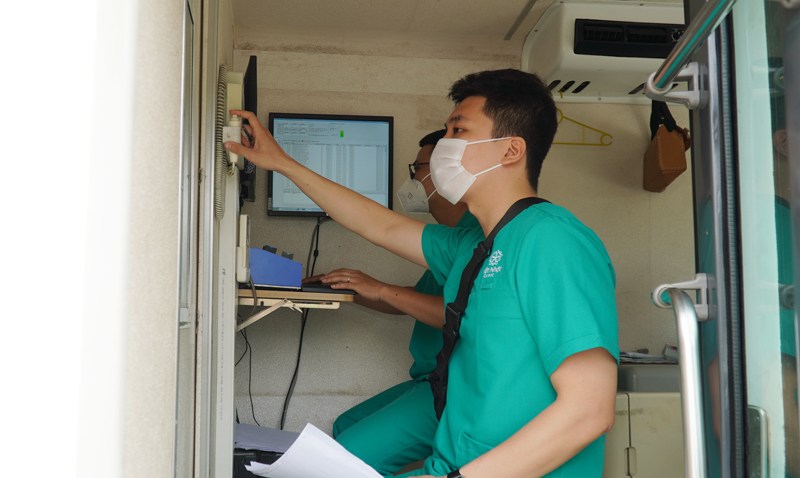 Khám sàng lọc bệnh lao cho hơn 1.500 phạm nhân ở Trại giam Đồng Sơn