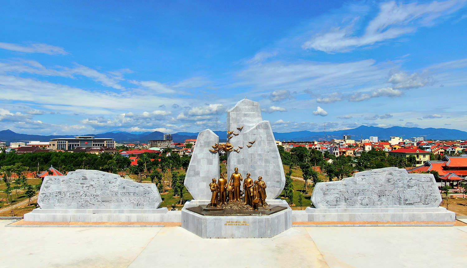 Khát vọng tương lai
