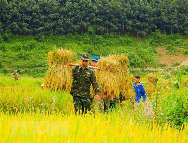 Tô thắm và giữ gìn phẩm chất "Bộ đội Cụ Hồ"