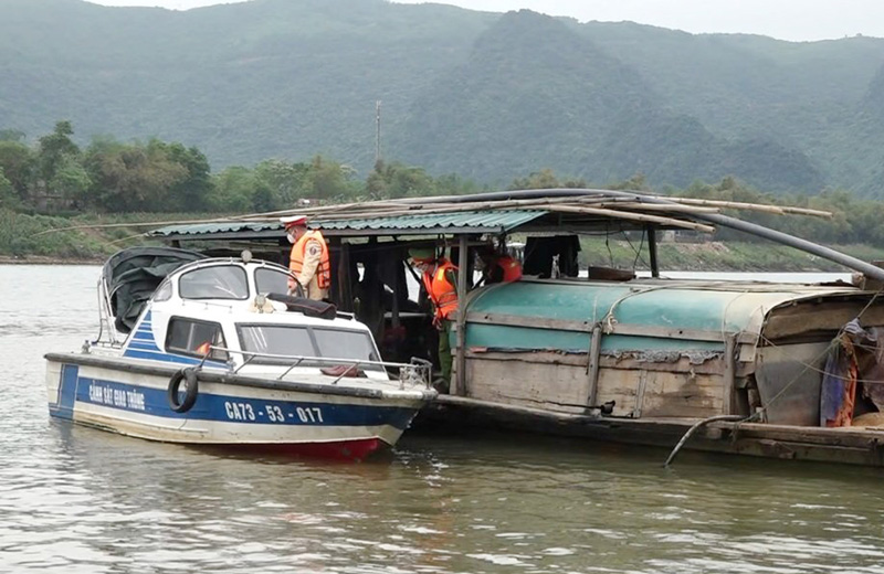 Mở đợt cao điểm kiểm soát giao thông trên tuyến đường thủy nội địa
