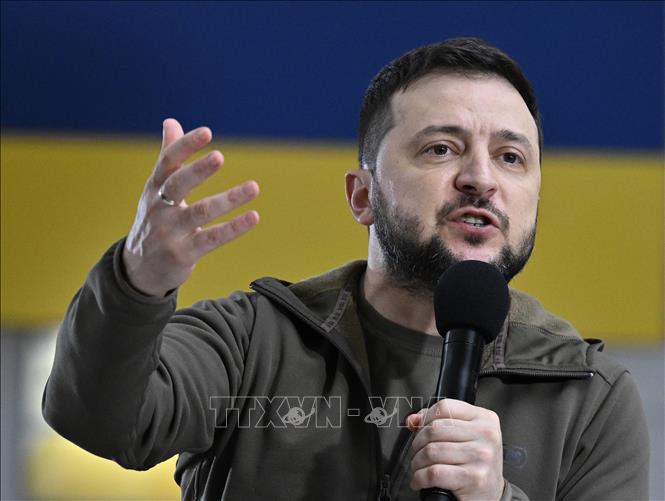 Tổng thống Ukraine nhắc lại khả năng trưng cầu ý dân về quy chế trung lập