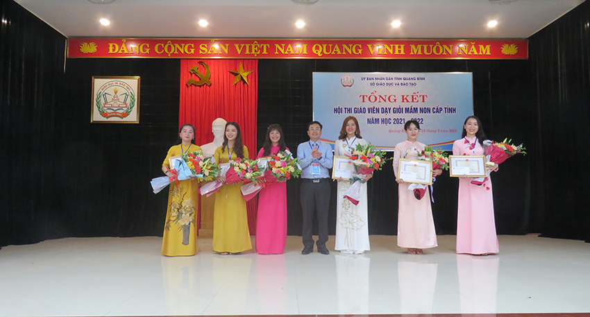 80 giáo viên được công nhận "Giáo viên dạy giỏi mầm non cấp tỉnh"