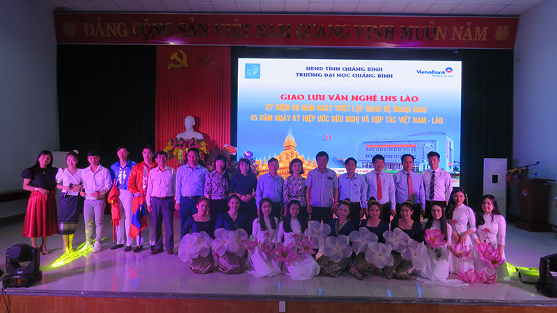 Ấn tượng từ chương trình giao lưu văn nghệ Việt Nam-Lào
