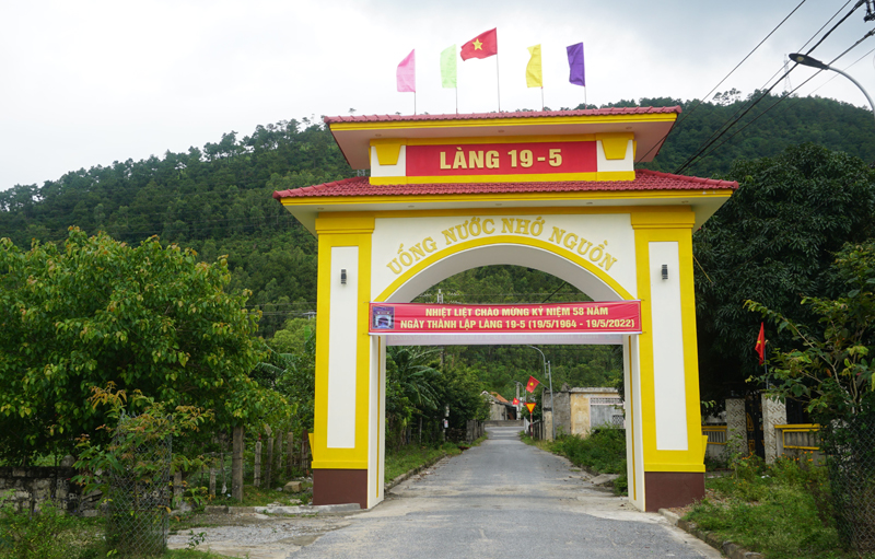Làng tự hào mang tên ngày sinh nhật Bác Hồ