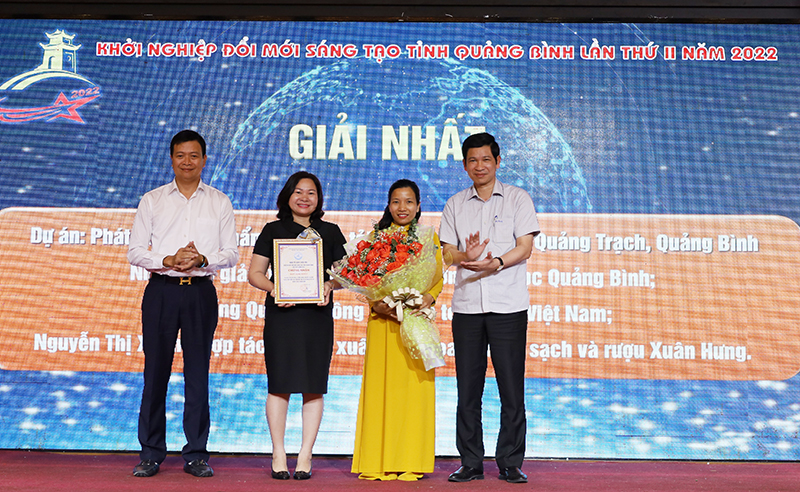 Tổng kết và trao giải cuộc thi "Khởi nghiệp đổi mới sáng tạo"